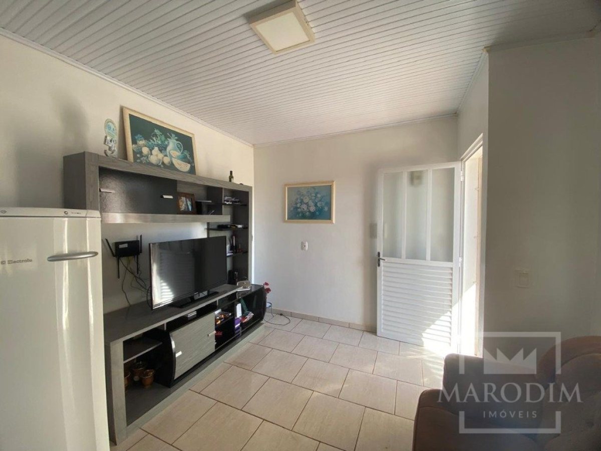 Casa com 90m², 3 dormitórios, Nao suíte, 2 vagas, no bairro Jardim  América em Marau