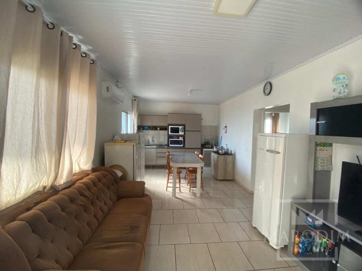 Casa com 90m², 3 dormitórios, Nao suíte, 2 vagas, no bairro Jardim  América em Marau