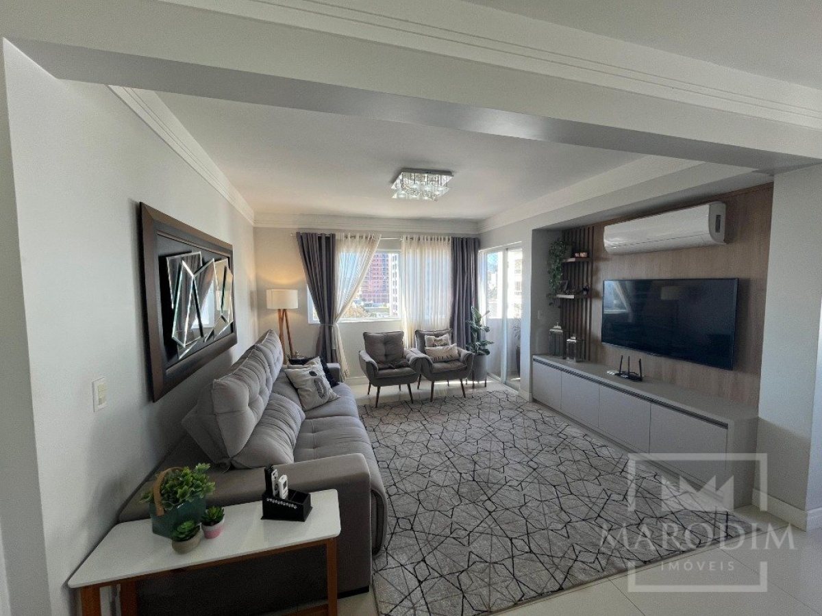 Apartamento com 134m², 3 dormitórios, Sim suíte, 2 vagas, no bairro Centro em Marau