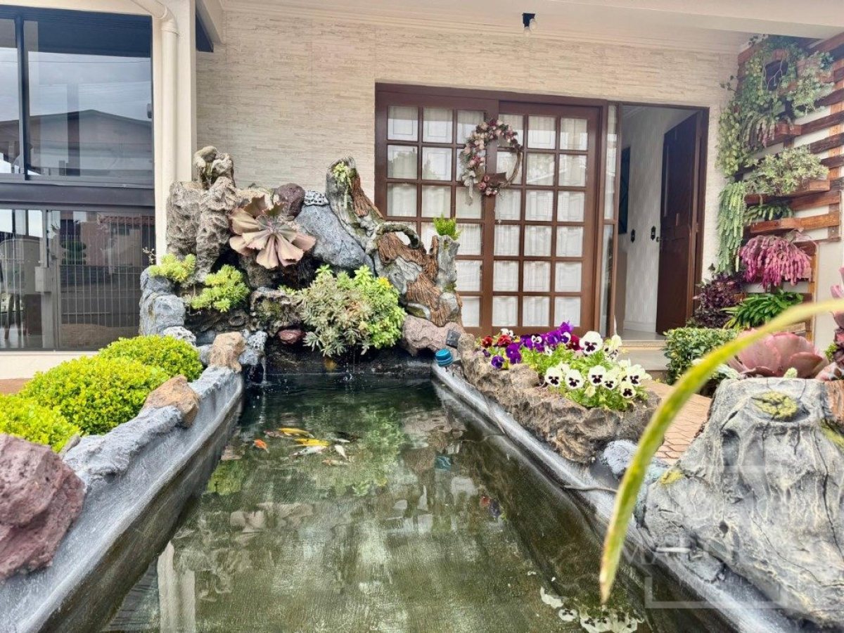 Casa com 240m², 4 dormitórios, Nao suíte, no bairro Santa Lucia em Marau