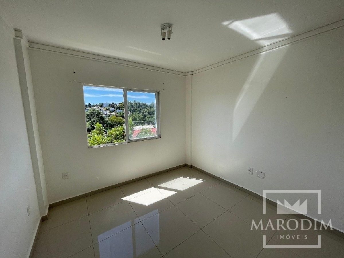 Apartamento com 79m², 2 dormitórios, Nao suíte, 1 vaga, no bairro Borges em Marau