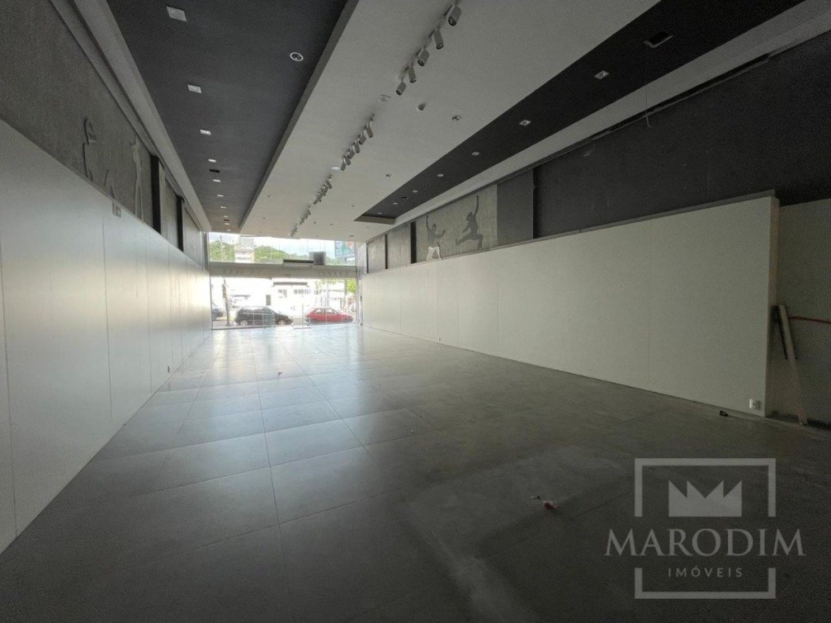 Loja com 404m², Nao suíte, no bairro Centro em Marau
