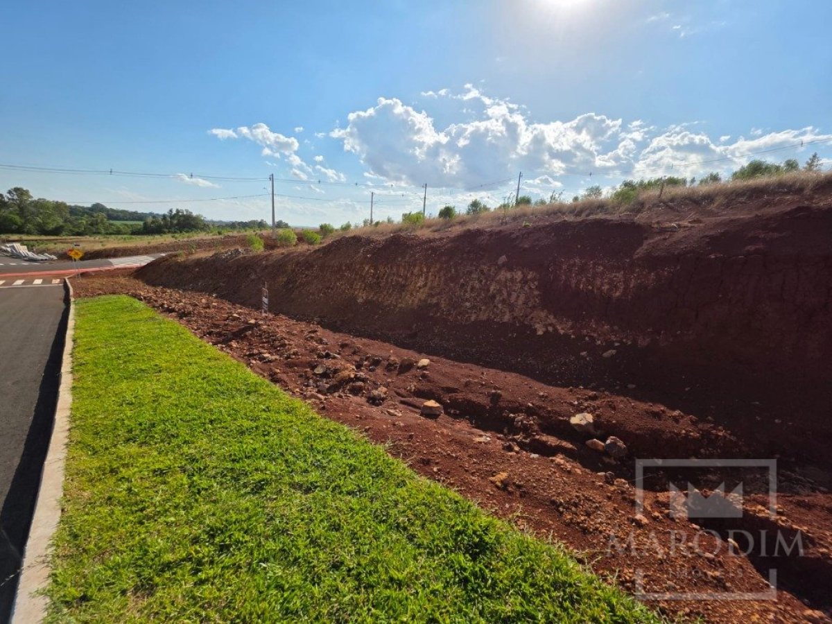 Terreno com 300m², Nao suíte, no bairro Garden 324 Bairro Parque em Marau