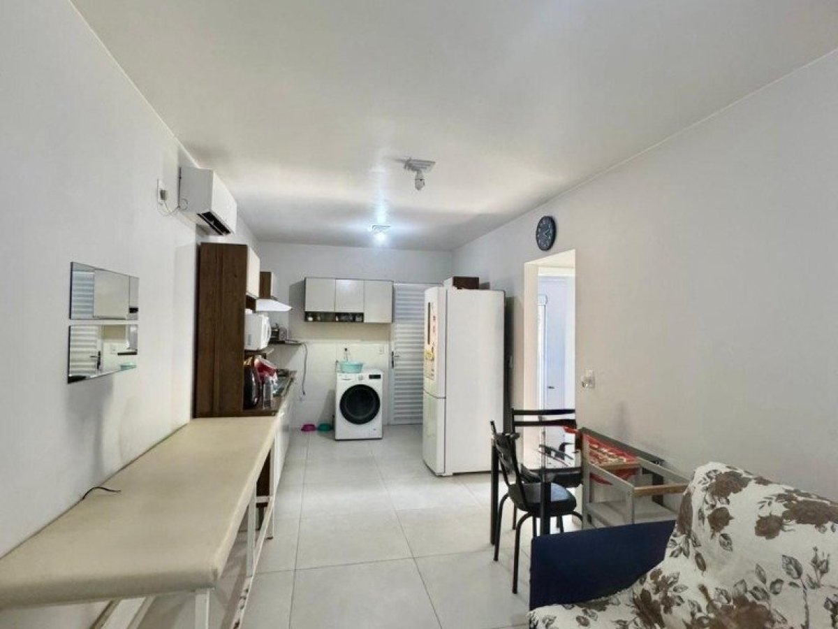 Casa com 52m², 2 dormitórios, Nao suíte, 1 vaga, no bairro Jardim Dourado em Marau