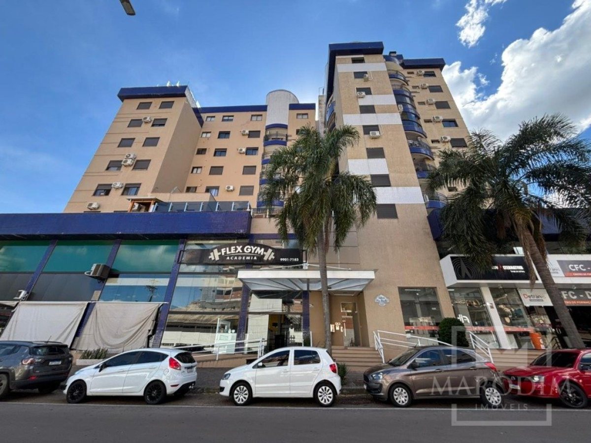 Cobertura com 240m², 3 dormitórios, Nao suíte, 2 vagas, no bairro Centro em Marau