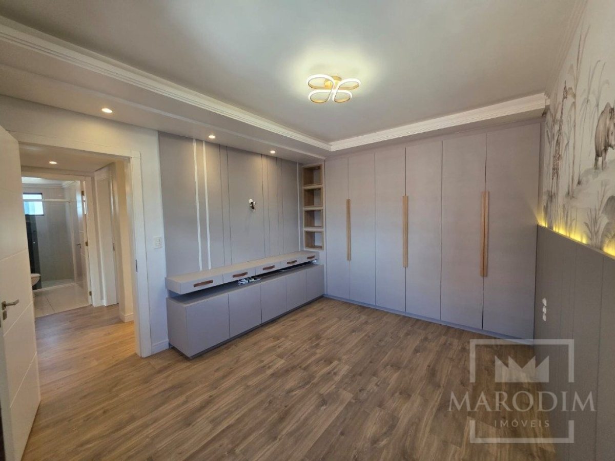 Cobertura com 240m², 3 dormitórios, Nao suíte, 2 vagas, no bairro Centro em Marau