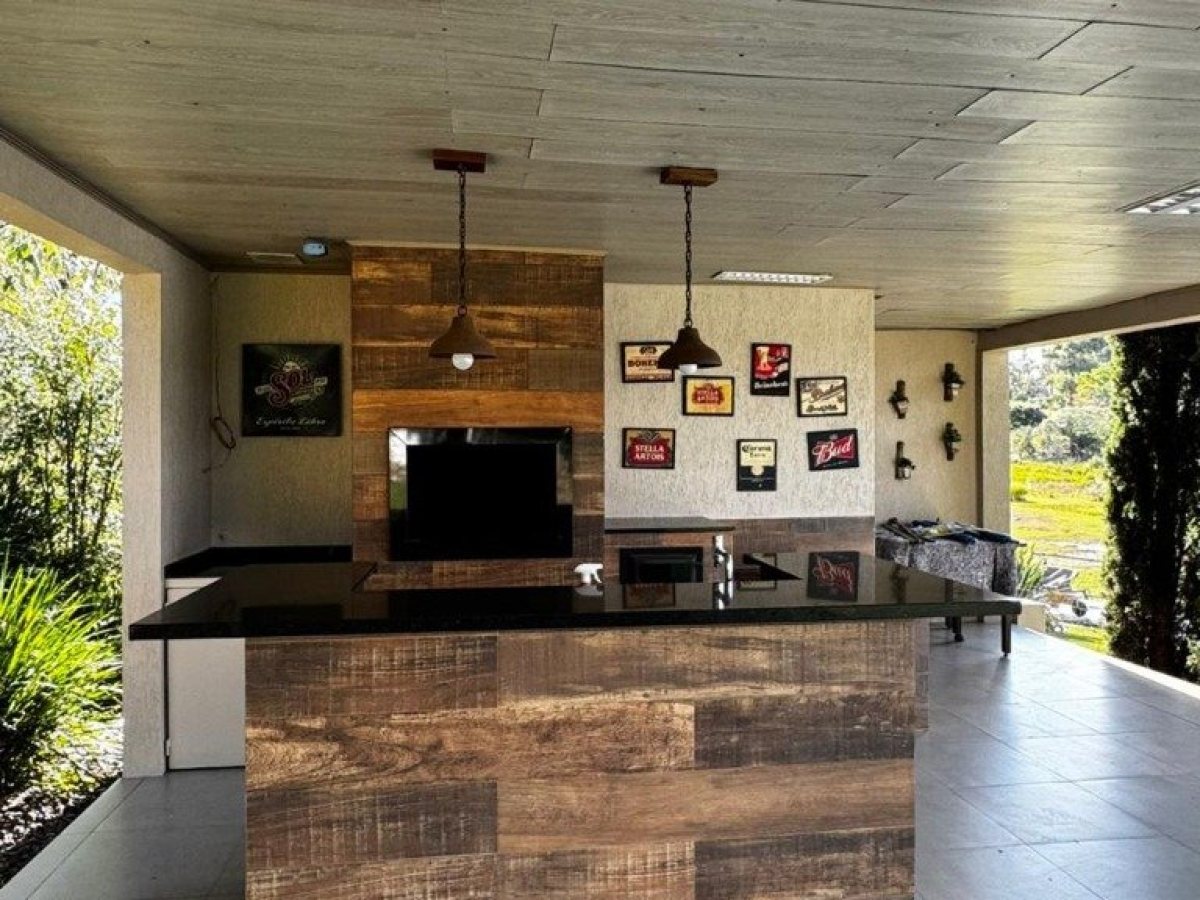 Sítio com 240m², 3 dormitórios, Nao suíte, no bairro Interior em Marau