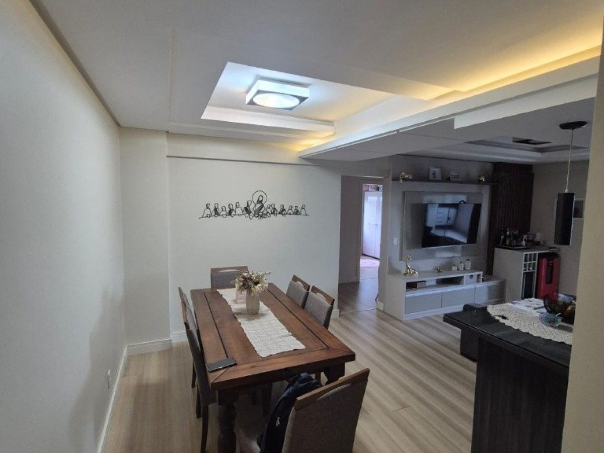 Apartamento com 92m², 3 dormitórios, Sim suíte, 1 vaga, no bairro Centro em Marau