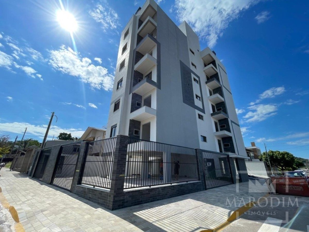 Apartamento com 69m², 2 dormitórios, Sim suíte, 1 vaga, no bairro Borges de Medeiros em Marau