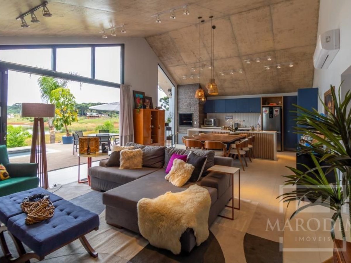 Sítio com 150m², 2 dormitórios, Sim suíte, 2 vagas, no bairro Barragem Capingui em Marau