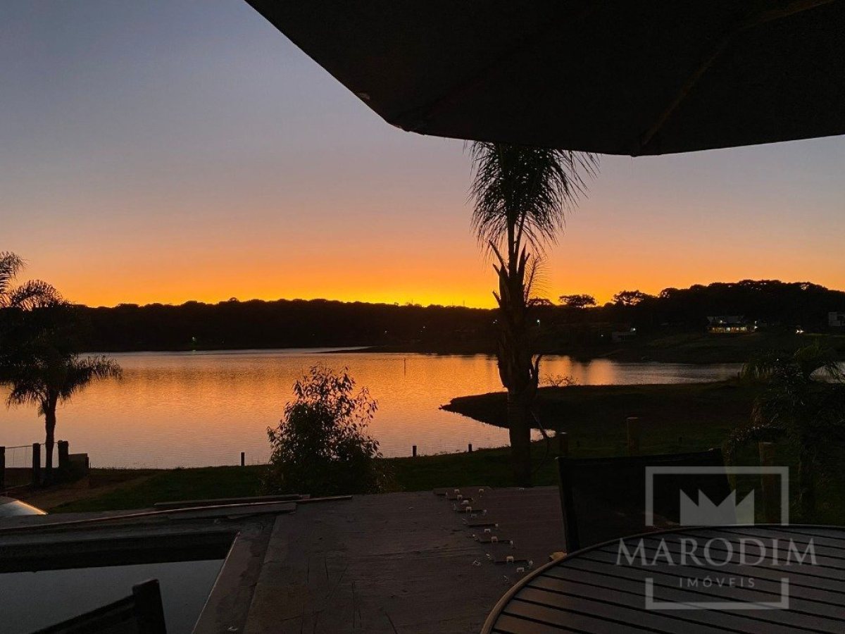 Sítio com 150m², 2 dormitórios, Sim suíte, 2 vagas, no bairro Barragem Capingui em Marau