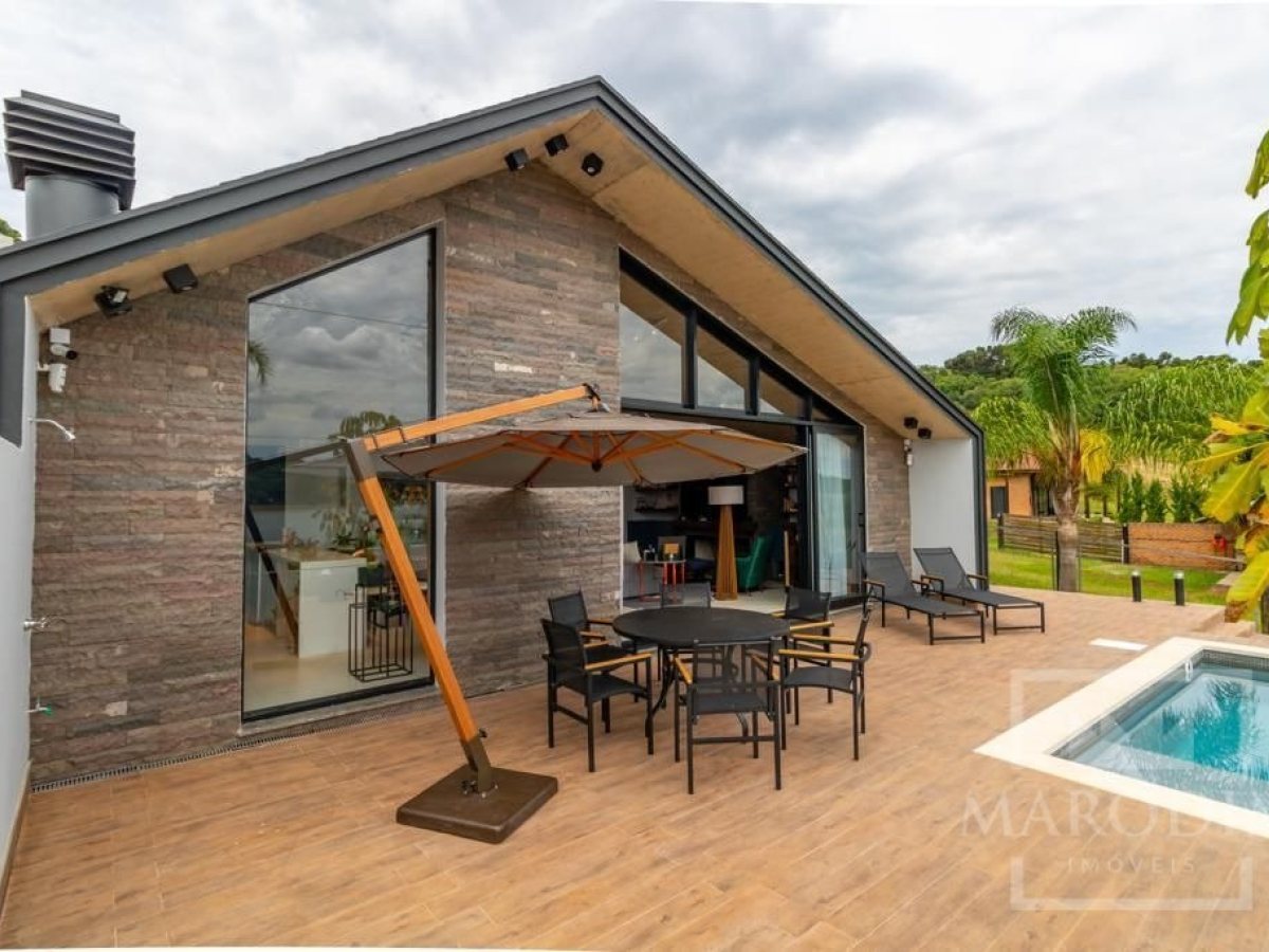 Sítio com 150m², 2 dormitórios, Sim suíte, 2 vagas, no bairro Barragem Capingui em Marau