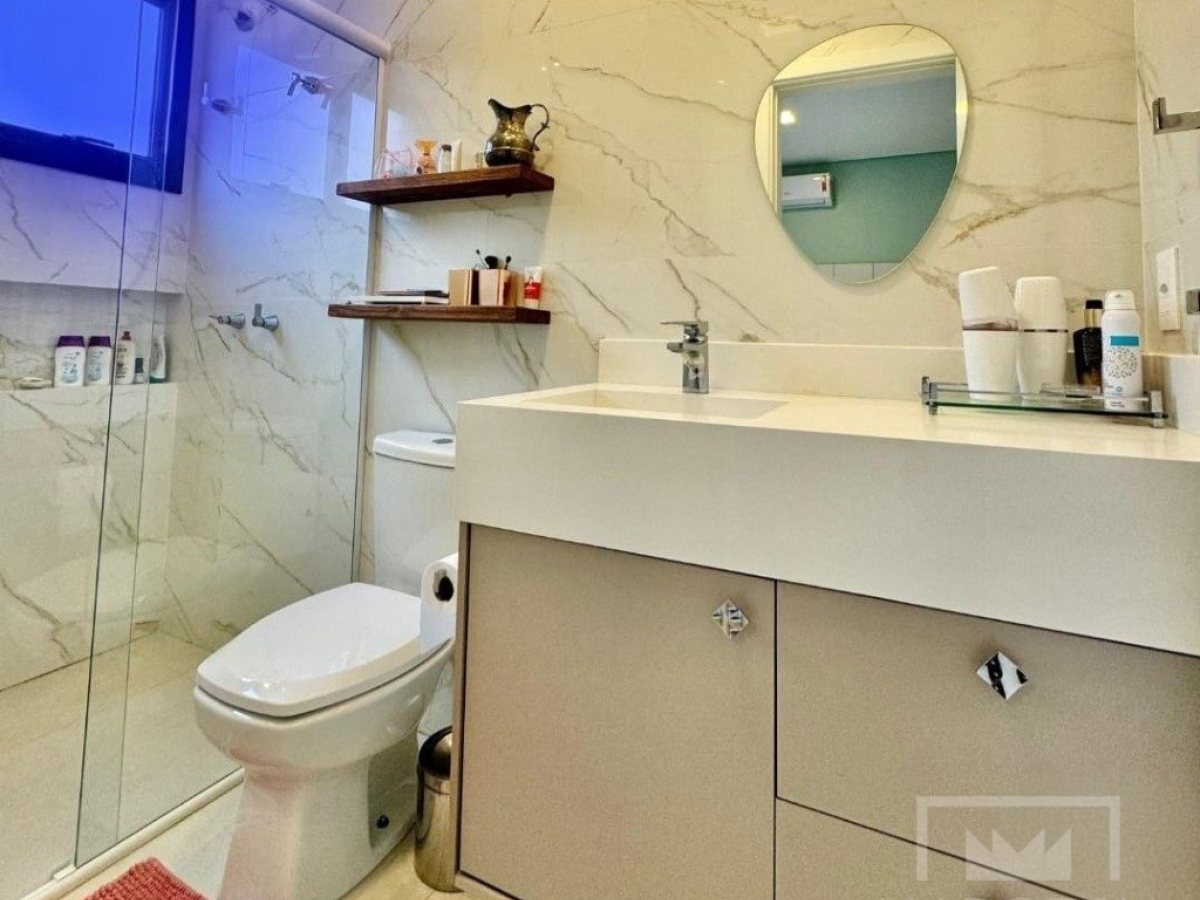 Sítio com 150m², 2 dormitórios, Sim suíte, 2 vagas, no bairro Barragem Capingui em Marau