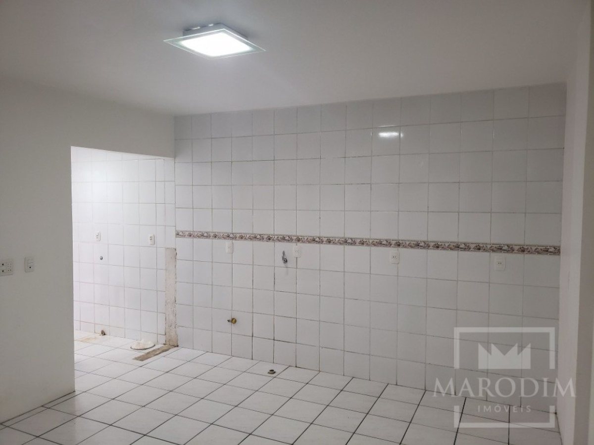 Apartamento com 56m², 2 dormitórios, Nao suíte, 1 vaga, no bairro Centro em Marau