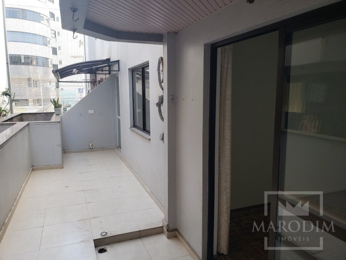 Apartamento com 56m², 2 dormitórios, Nao suíte, 1 vaga, no bairro Centro em Marau