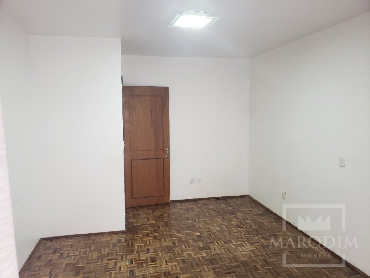 Apartamento com 56m², 2 dormitórios, Nao suíte, 1 vaga, no bairro Centro em Marau