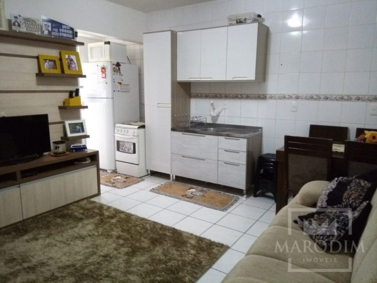 Apartamento com 56m², 2 dormitórios, Nao suíte, 1 vaga, no bairro Centro em Marau