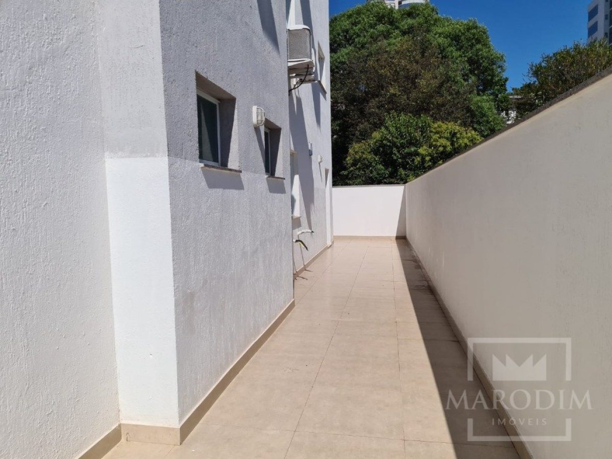 Apartamento com 139m², 2 dormitórios, Nao suíte, 1 vaga, no bairro Centro em Marau