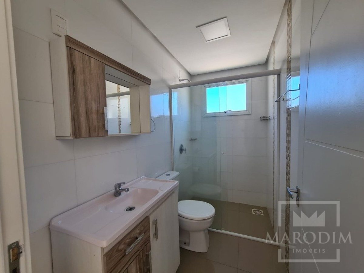 Apartamento com 139m², 2 dormitórios, Nao suíte, 1 vaga, no bairro Centro em Marau