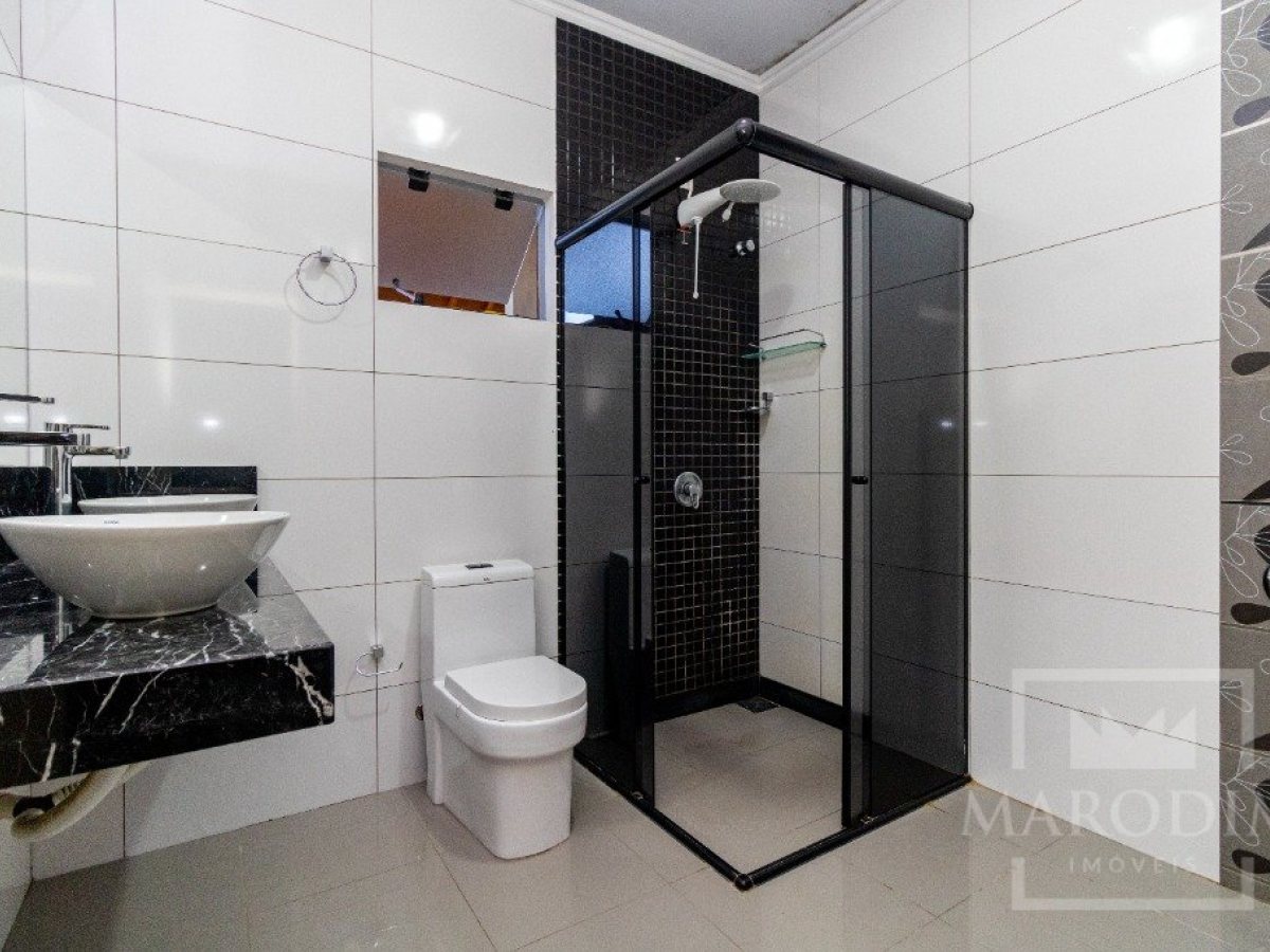 Casa com 450m², 3 dormitórios, Sim suíte, 2 vagas, no bairro São José  Operário em Marau