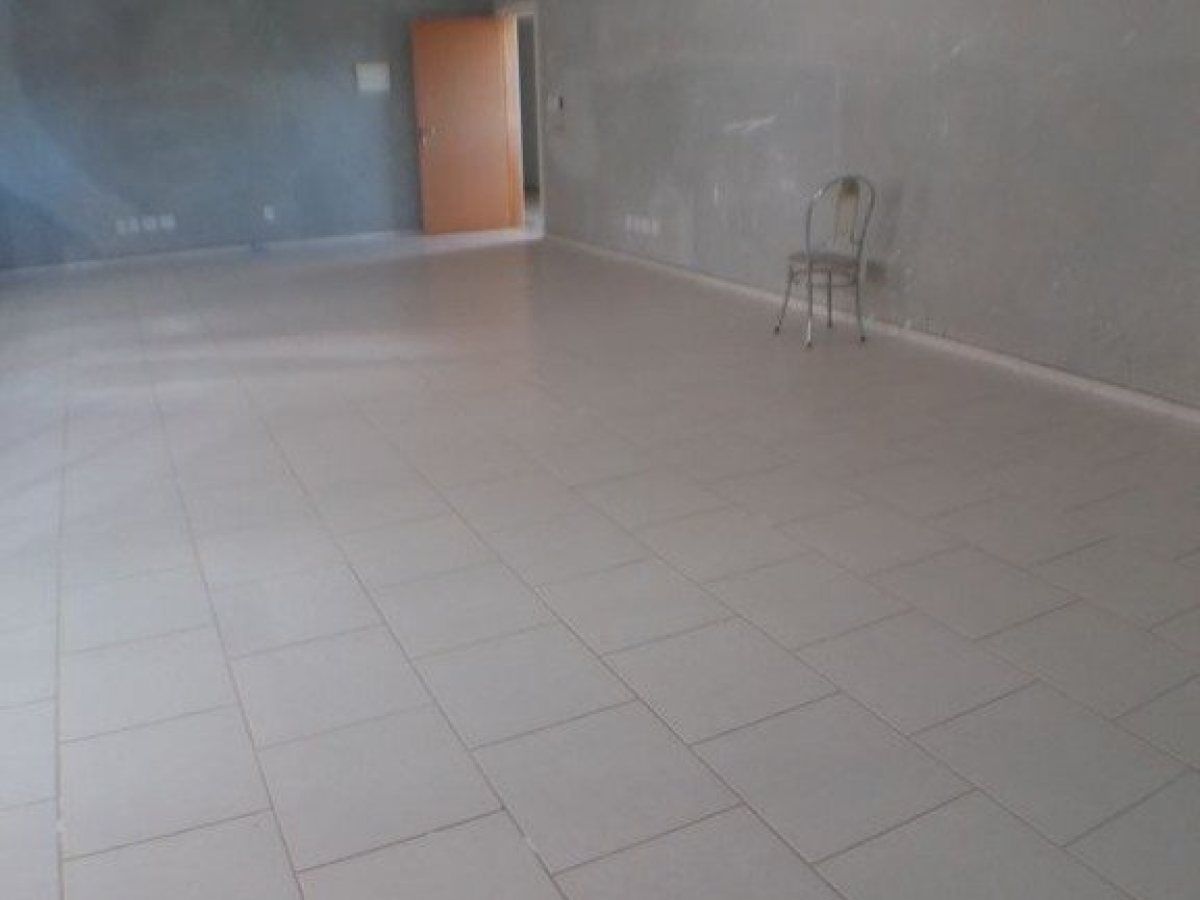 Salas/Conjuntos com 66m², Nao suíte, no bairro Centro em Marau