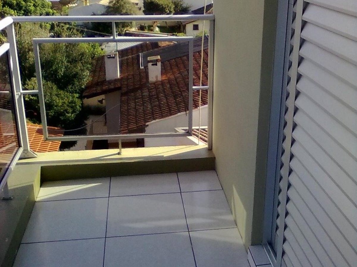 Apartamento com 90m², 3 dormitórios, Nao suíte, no bairro Centro em Marau