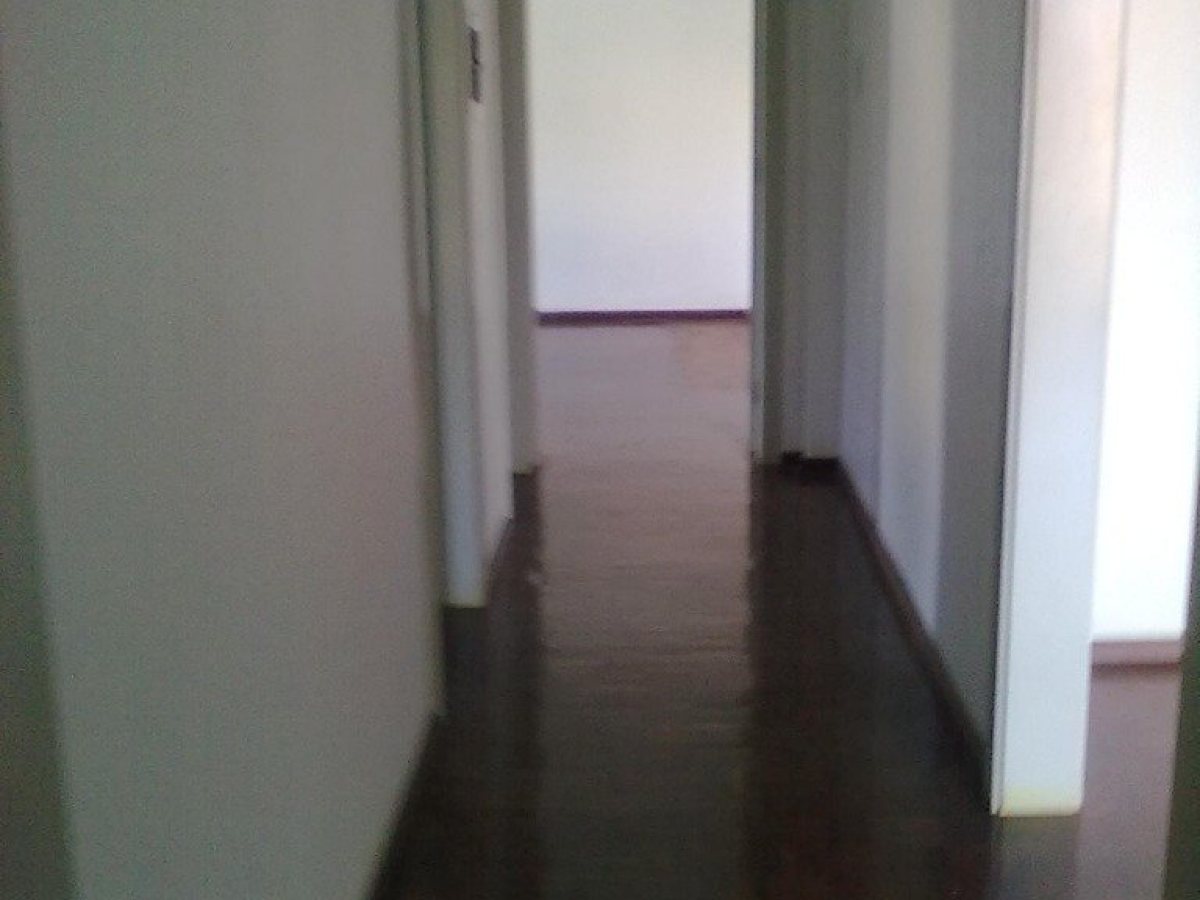 Apartamento com 90m², 3 dormitórios, Nao suíte, no bairro Centro em Marau