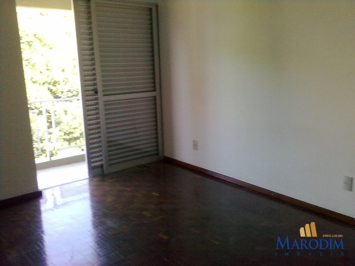 Apartamento com 90m², 3 dormitórios, Nao suíte, no bairro Centro em Marau