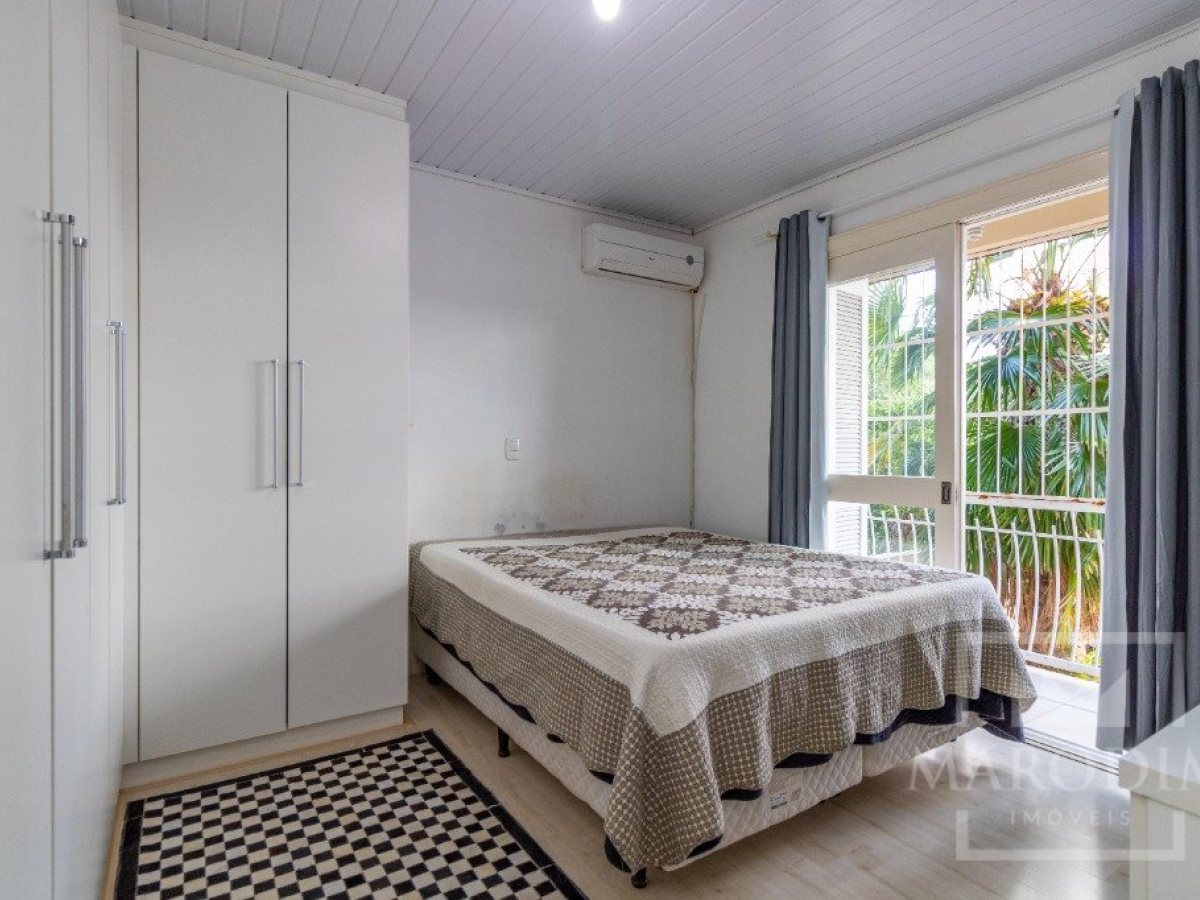 Casa com 222m², 3 dormitórios, Sim suíte, 3 vagas, no bairro Santa Isabel em Marau