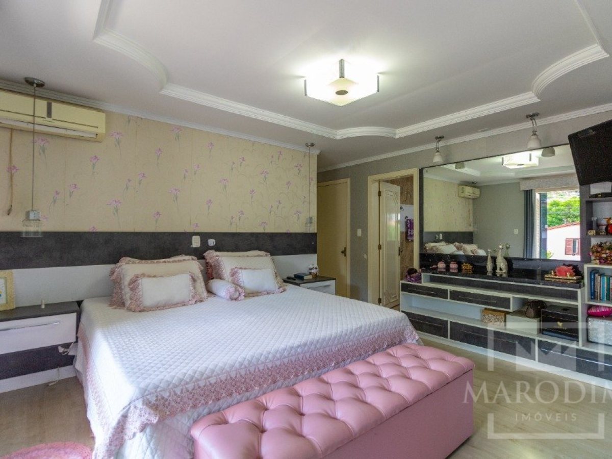 Casa com 222m², 3 dormitórios, Sim suíte, 3 vagas, no bairro Santa Isabel em Marau