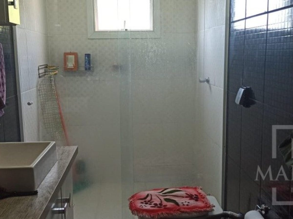 Casa com 296m², 4 dormitórios, Sim suíte, 2 vagas, no bairro Borges de Medeiros em Marau