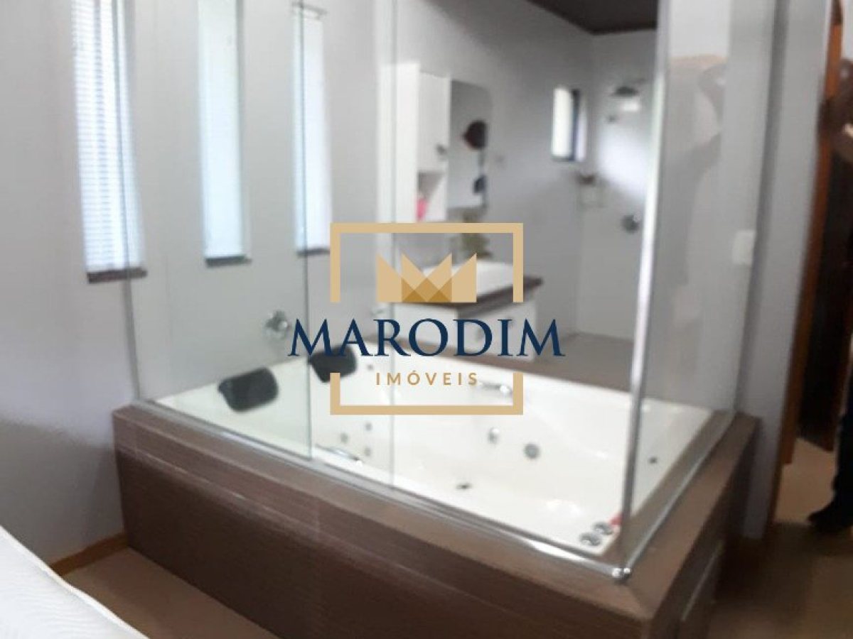 Chácara com 150m², 2 dormitórios, Nao suíte, 2 vagas, no bairro Interior em Marau