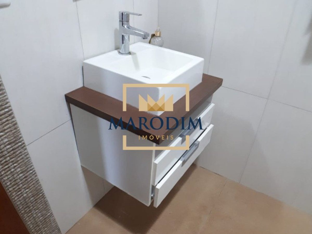 Chácara com 150m², 2 dormitórios, Nao suíte, 2 vagas, no bairro Interior em Marau