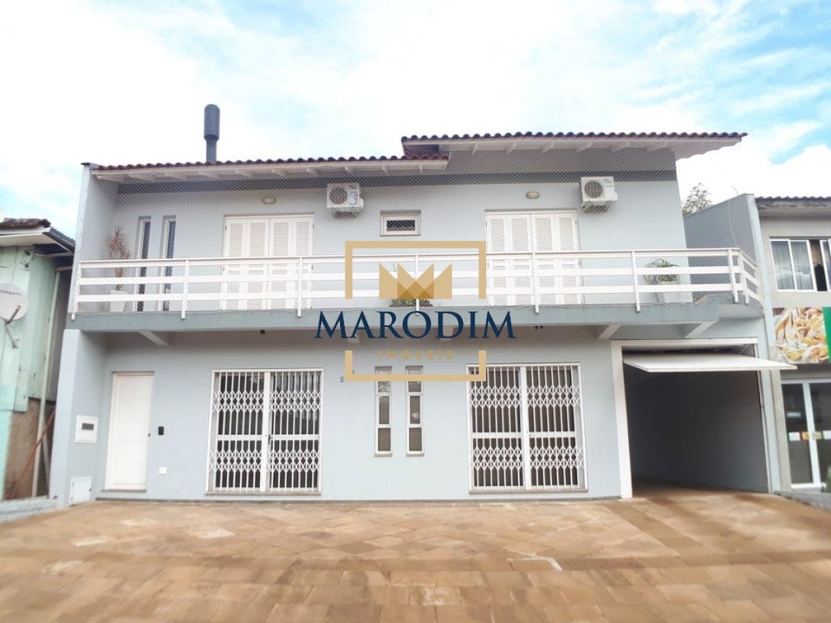 Casa com 329m², 3 dormitórios, Nao suíte, 2 vagas, no bairro Santa Helena em Marau