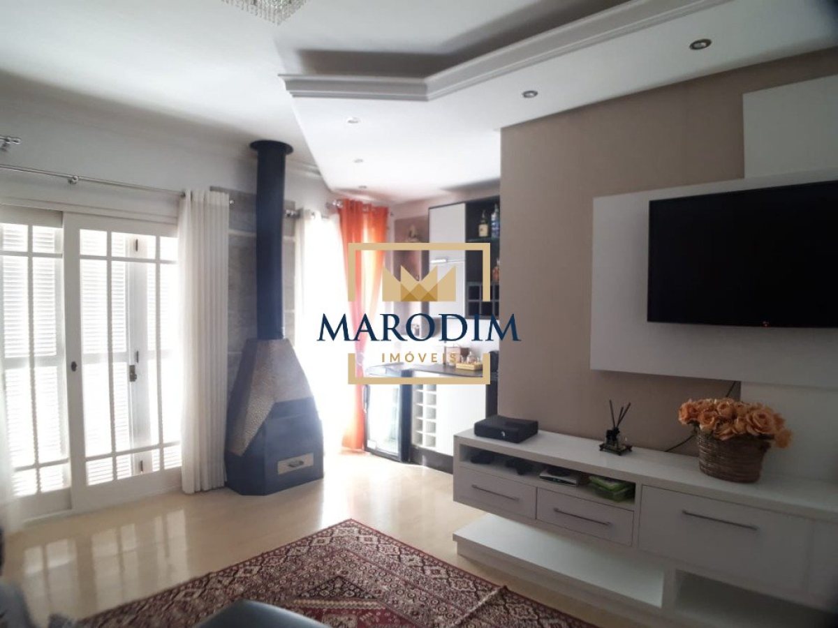 Casa com 329m², 3 dormitórios, Nao suíte, 2 vagas, no bairro Santa Helena em Marau