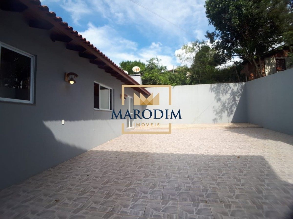 Casa com 329m², 3 dormitórios, Nao suíte, 2 vagas, no bairro Santa Helena em Marau