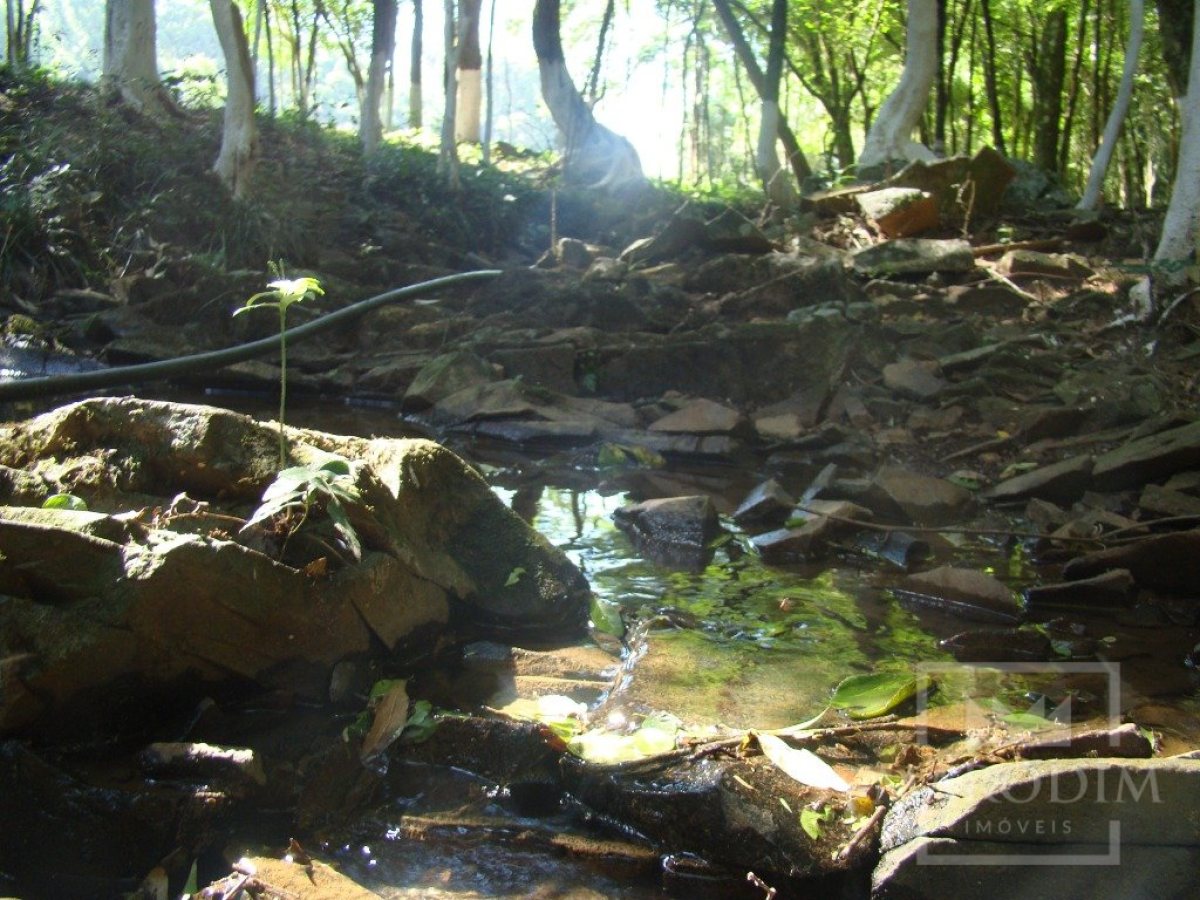 Sítio com 10000m², Nao suíte, no bairro Linha 25 em Marau