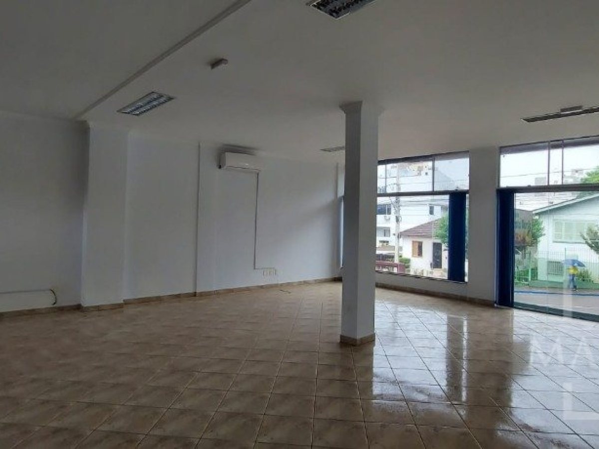 Salas/Conjuntos com 130m², Nao suíte, no bairro Centro em Marau