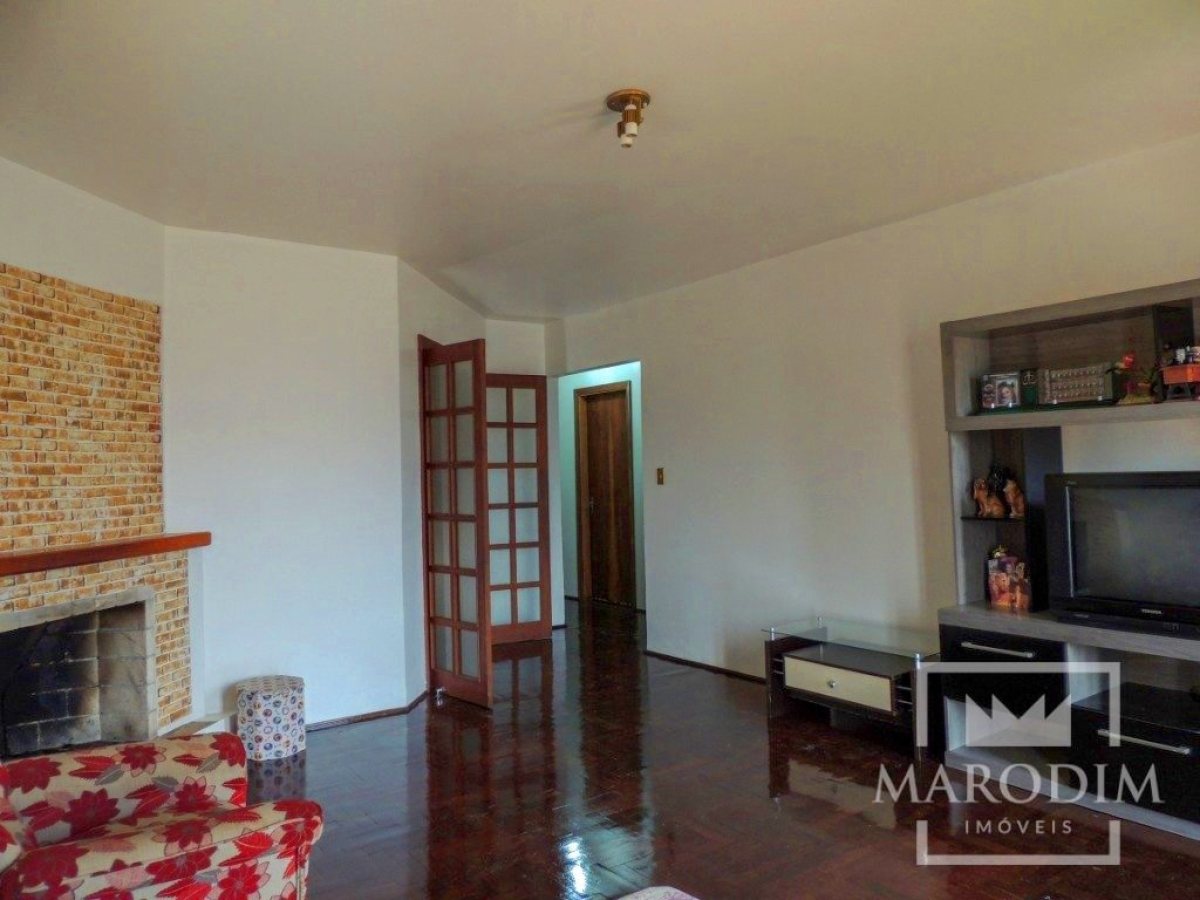 Casa com 180m², 4 dormitórios, Nao suíte, 2 vagas, no bairro Bosque em Marau