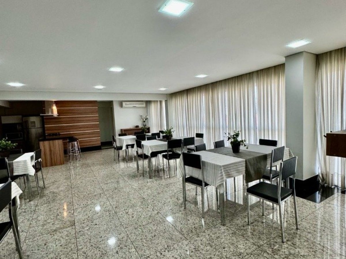 Apartamento com 114m², 3 dormitórios, Sim suíte, 2 vagas, no bairro Centro em Marau