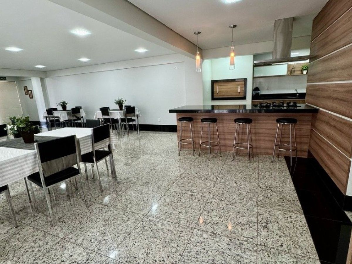 Apartamento com 114m², 3 dormitórios, Sim suíte, 2 vagas, no bairro Centro em Marau