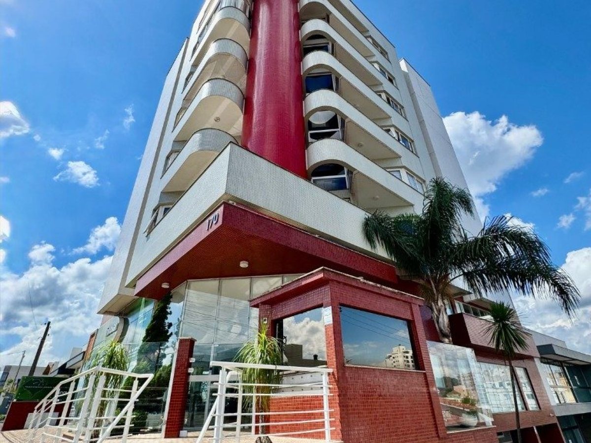 Apartamento com 114m², 3 dormitórios, Sim suíte, 2 vagas, no bairro Centro em Marau