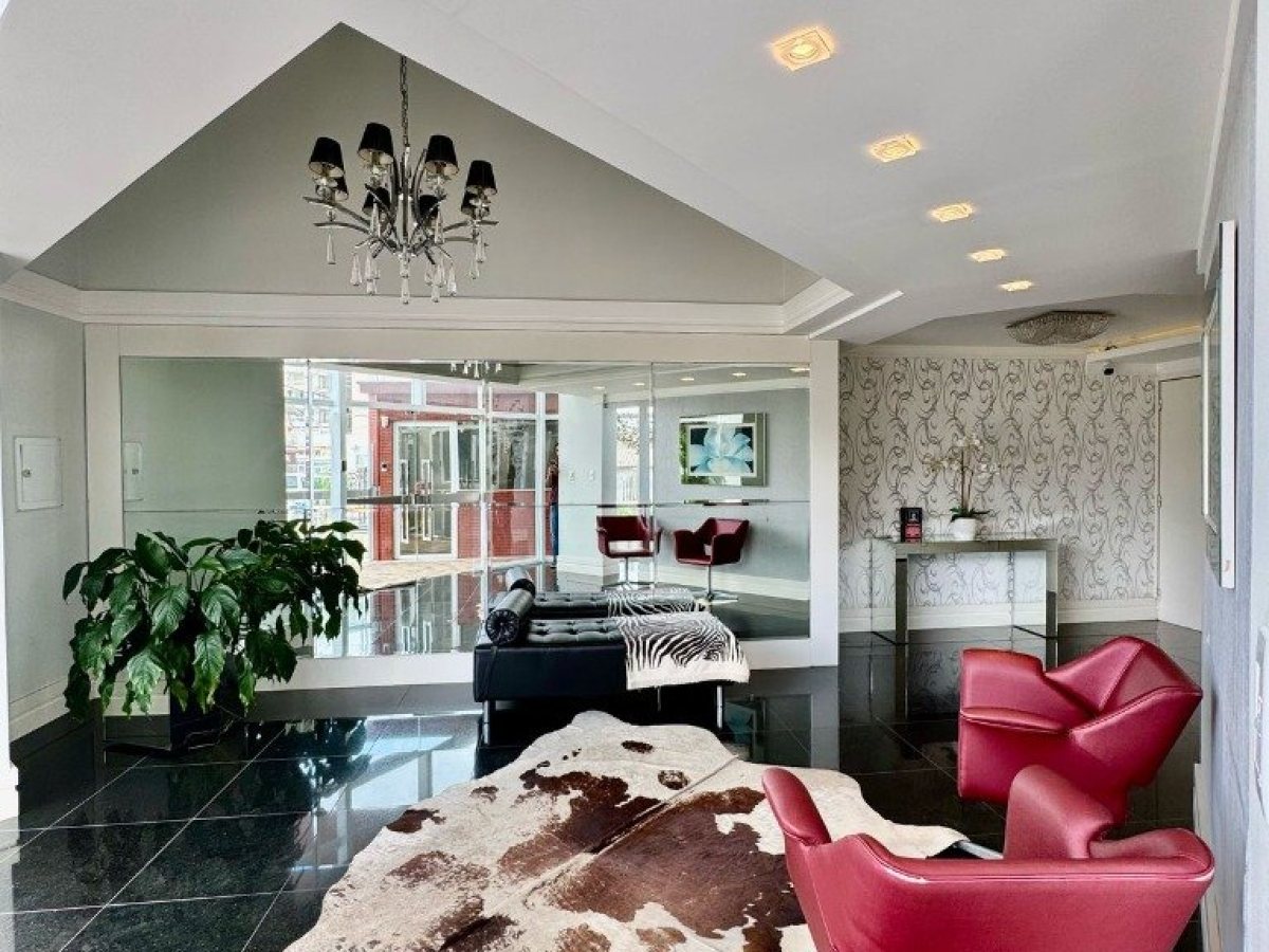 Apartamento com 114m², 3 dormitórios, Sim suíte, 2 vagas, no bairro Centro em Marau