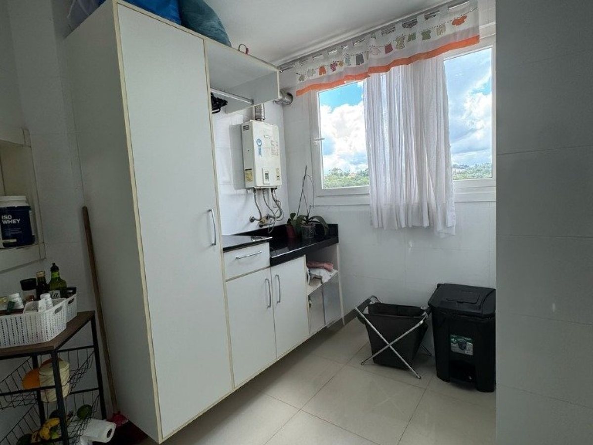 Apartamento com 114m², 3 dormitórios, Sim suíte, 2 vagas, no bairro Centro em Marau