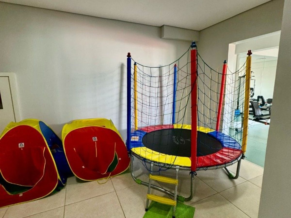 Apartamento com 114m², 3 dormitórios, Sim suíte, 2 vagas, no bairro Centro em Marau