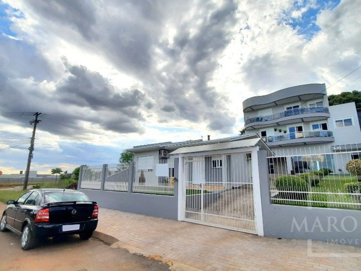 Apartamento com 637m², 3 dormitórios, Sim suíte, 3 vagas, no bairro Jardim do Sol em Marau