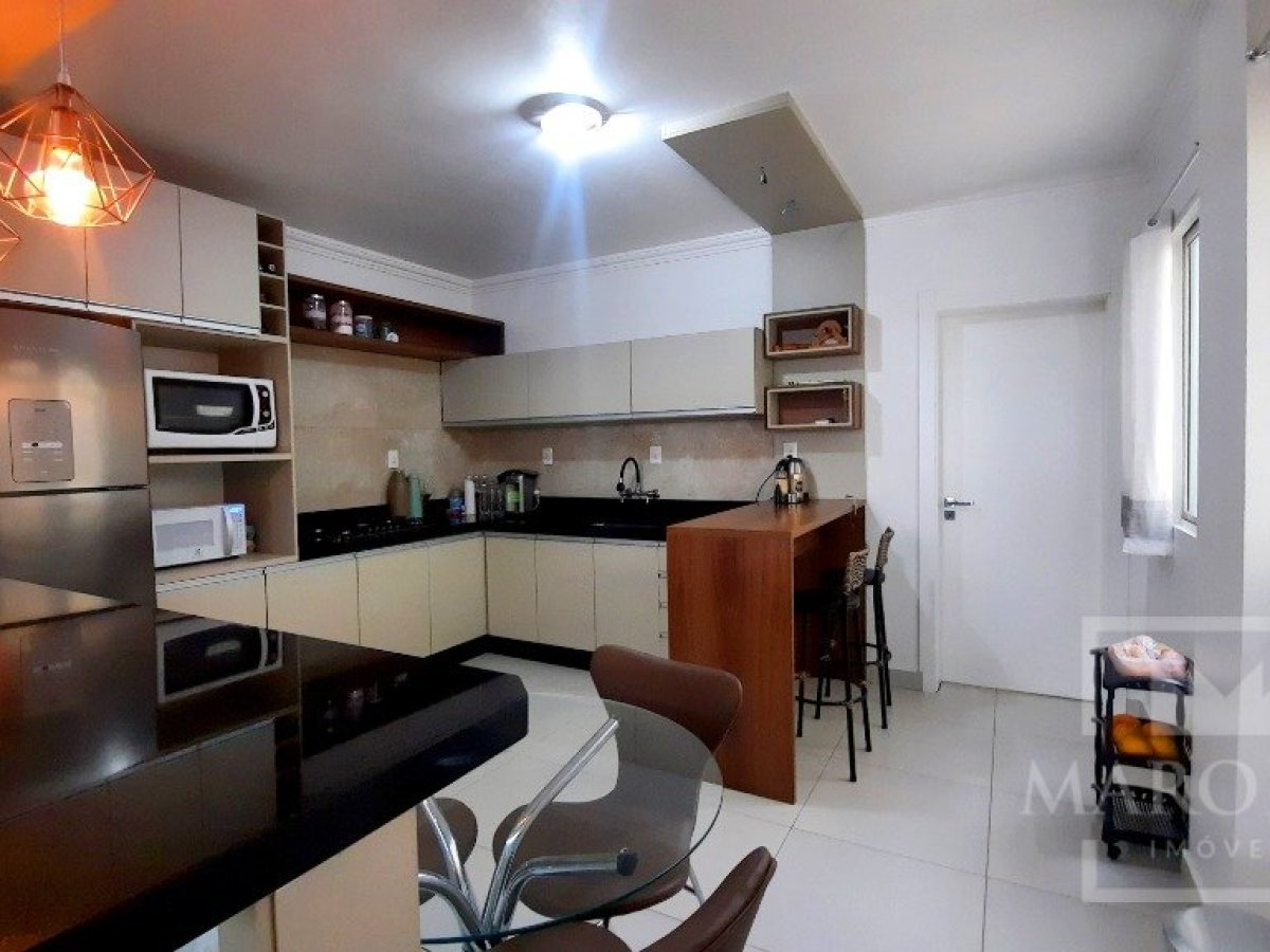 Apartamento com 131m², 3 dormitórios, Sim suíte, no bairro Centro em Marau