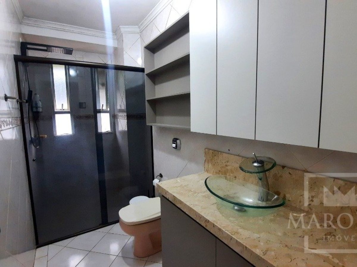 Apartamento com 131m², 3 dormitórios, Sim suíte, no bairro Centro em Marau