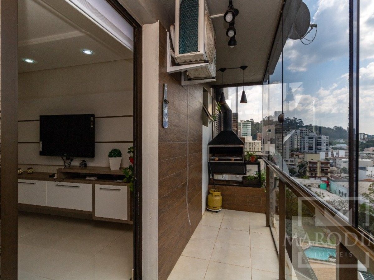 Apartamento com 98m², 3 dormitórios, Sim suíte, 1 vaga, no bairro Centro em Marau