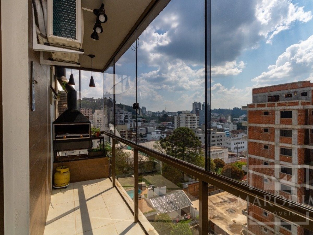 Apartamento com 98m², 3 dormitórios, Sim suíte, 1 vaga, no bairro Centro em Marau